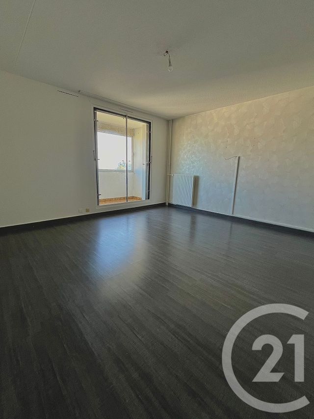 Appartement T3 &agrave; vendre - 3 pi&egrave;ces - 72,03 m2 - Vaulx En Velin - 69 - RHONE-ALPES