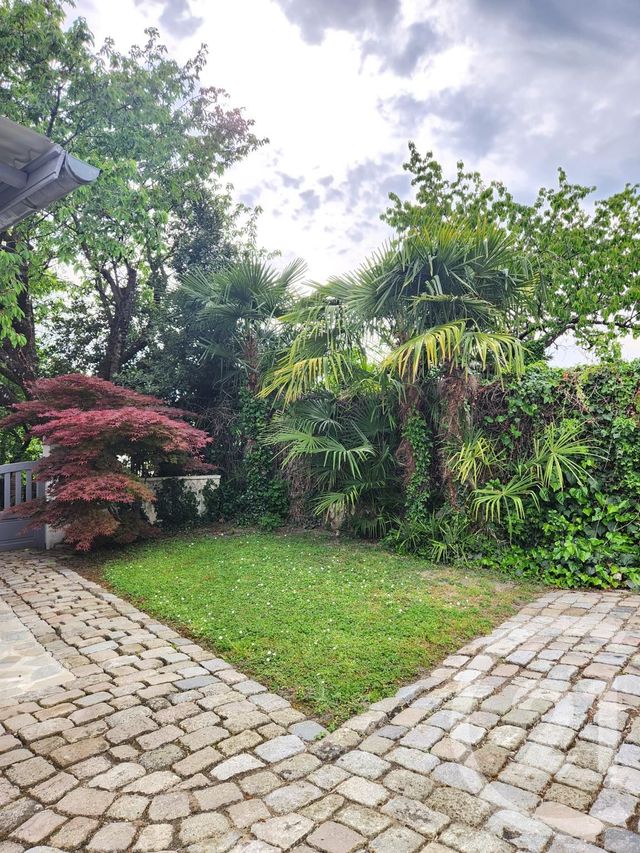 Maison &agrave; vendre - 5 pi&egrave;ces - 161 m2 - Vaulx En Velin - 69 - RHONE-ALPES