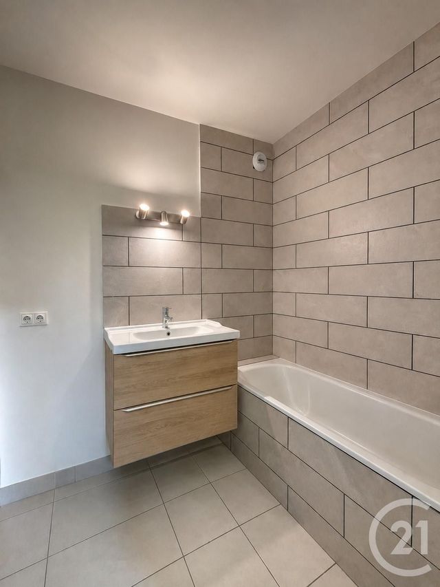 Appartement T4 &agrave; vendre - 4 pi&egrave;ces - 84,47 m2 - Villeurbanne - 69 - RHONE-ALPES