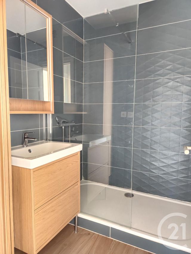 Appartement F3 &agrave; vendre - 3 pi&egrave;ces - 64,50 m2 - Villeurbanne - 69 - RHONE-ALPES