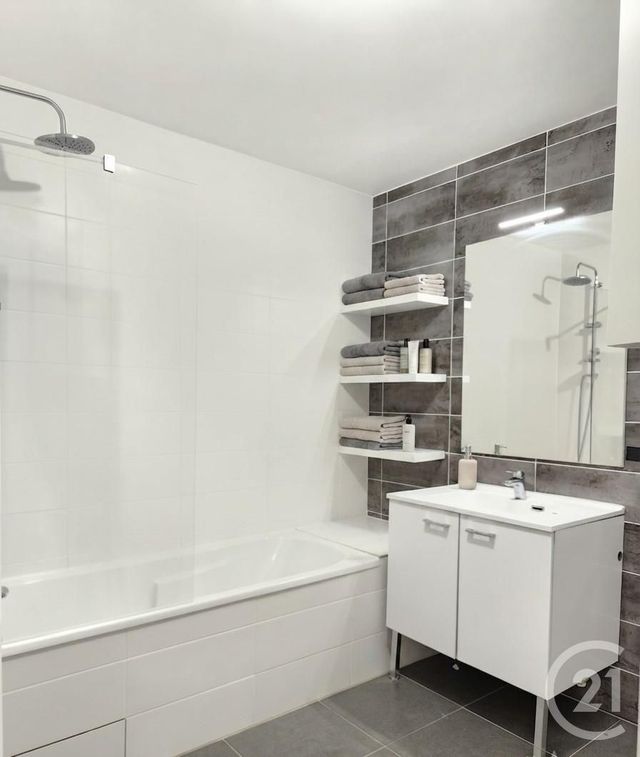 Appartement F4 &agrave; vendre - 4 pi&egrave;ces - 92,53 m2 - Rillieux La Pape - 69 - RHONE-ALPES