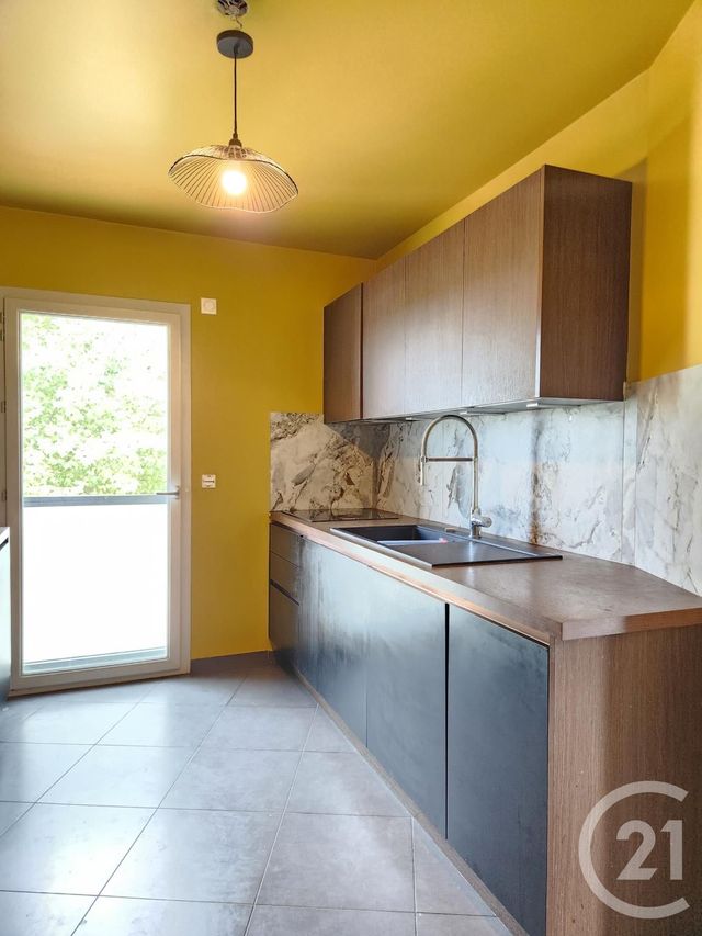 Appartement F4 &agrave; vendre - 4 pi&egrave;ces - 92,53 m2 - Rillieux La Pape - 69 - RHONE-ALPES
