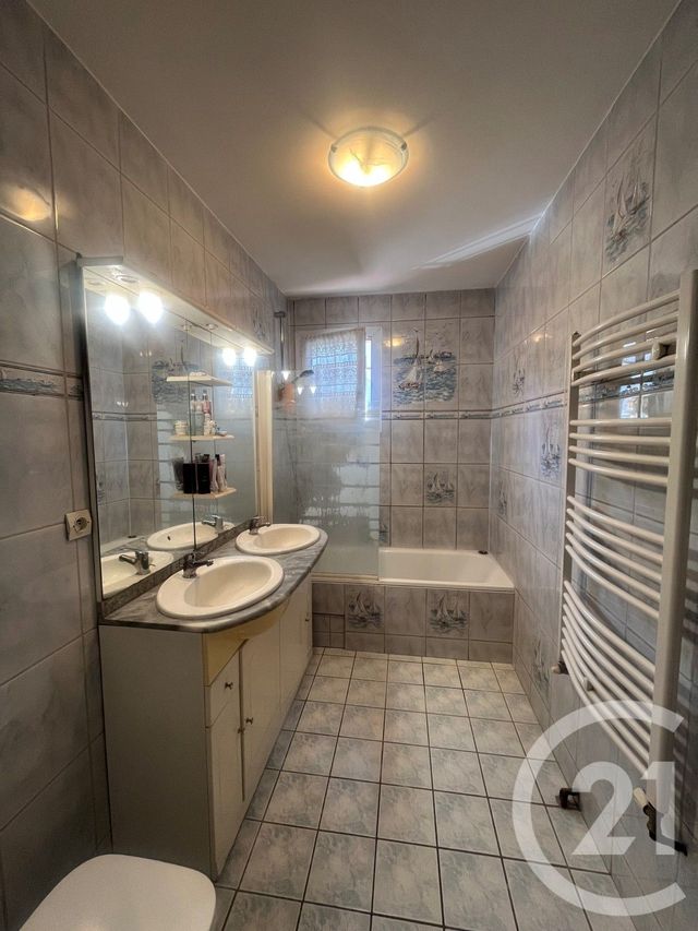 Maison &agrave; vendre - 6 pi&egrave;ces - 102,35 m2 - Vaulx En Velin - 69 - RHONE-ALPES