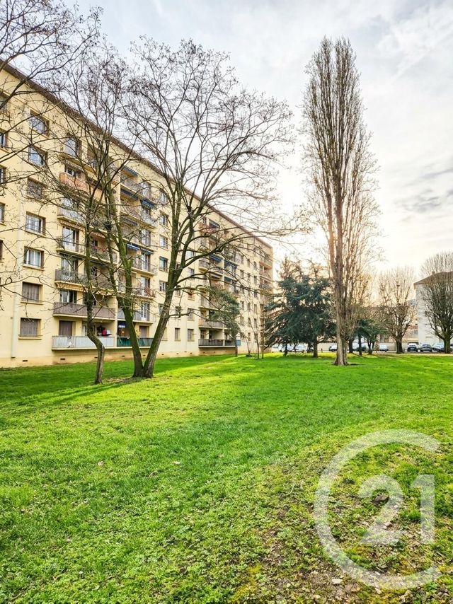 Appartement 4 pièces 70 m² · à Villeurbanne · 70,1 m² · 235 000 €