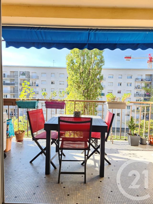 Appartement F4 &agrave; vendre - 4 pi&egrave;ces - 70,07 m2 - Villeurbanne - 69 - RHONE-ALPES