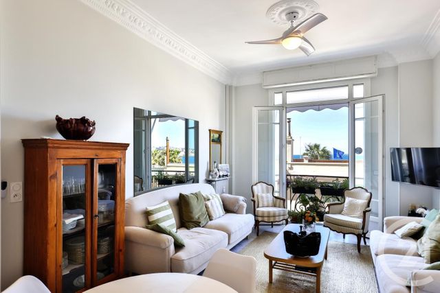 Appartement F3 à vendre - 3 pièces - 50,52 m2 - Nice - 06 - PROVENCE-ALPES-COTE-D-AZUR