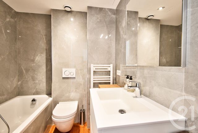 Appartement F3 à vendre - 3 pièces - 104,31 m2 - Nice - 06 - PROVENCE-ALPES-COTE-D-AZUR