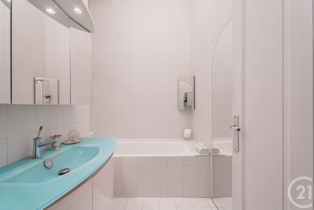 Appartement F2 &agrave; vendre - 2 pi&egrave;ces - 58,15 m2 - Nice - 06 - PROVENCE-ALPES-COTE-D-AZUR