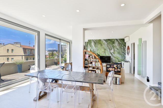 Appartement F3 à vendre - 3 pièces - 124,09 m2 - Nice - 06 - PROVENCE-ALPES-COTE-D-AZUR