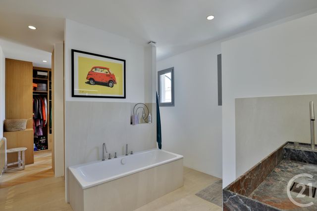 Appartement F3 à vendre - 3 pièces - 124,09 m2 - Nice - 06 - PROVENCE-ALPES-COTE-D-AZUR