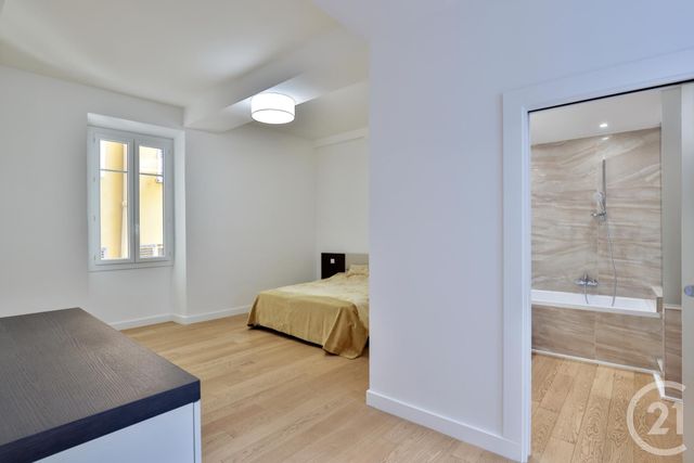 Appartement F4 à vendre - 4 pièces - 135,67 m2 - Nice - 06 - PROVENCE-ALPES-COTE-D-AZUR