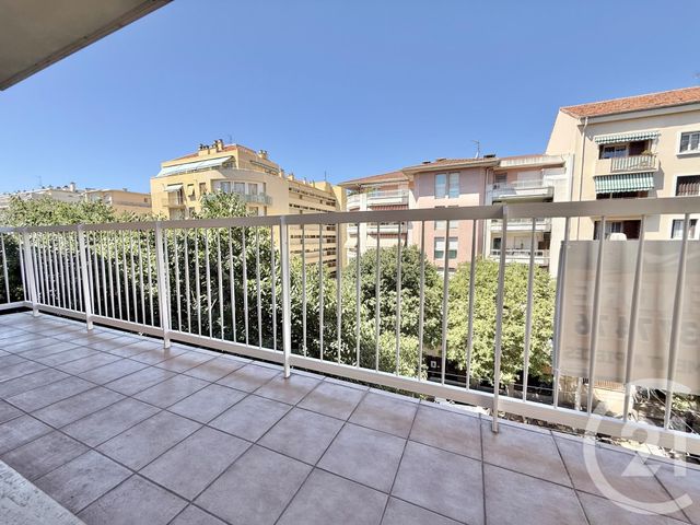 Appartement F3 à vendre - 3 pièces - 63,60 m2 - Nice - 06 - PROVENCE-ALPES-COTE-D-AZUR