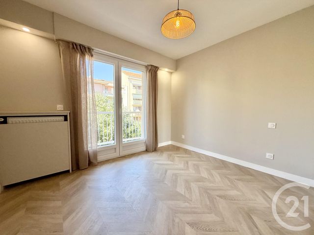 Appartement F3 à vendre - 3 pièces - 63,60 m2 - Nice - 06 - PROVENCE-ALPES-COTE-D-AZUR