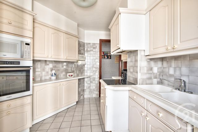 Appartement F3 à vendre - 3 pièces - 76,68 m2 - Nice - 06 - PROVENCE-ALPES-COTE-D-AZUR