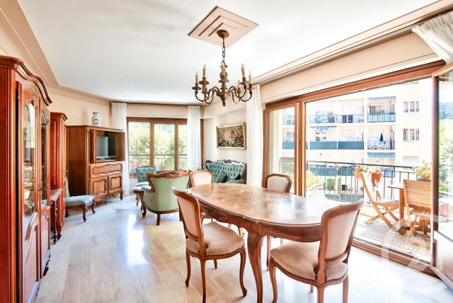 Appartement F3 à vendre - 3 pièces - 76,68 m2 - Nice - 06 - PROVENCE-ALPES-COTE-D-AZUR
