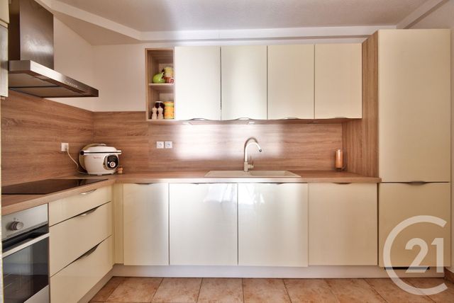 Appartement F3 à vendre - 3 pièces - 75,33 m2 - St Laurent Du Var - 06 - PROVENCE-ALPES-COTE-D-AZUR