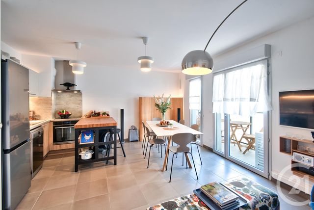 Appartement F3 à vendre - 3 pièces - 80,75 m2 - Nice - 06 - PROVENCE-ALPES-COTE-D-AZUR