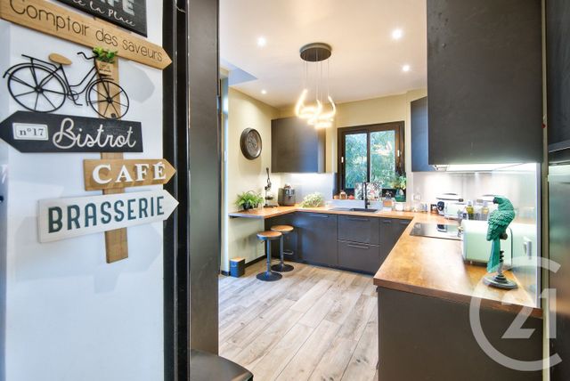 Maison à vendre - 6 pièces - 200,10 m2 - Cagnes Sur Mer - 06 - PROVENCE-ALPES-COTE-D-AZUR