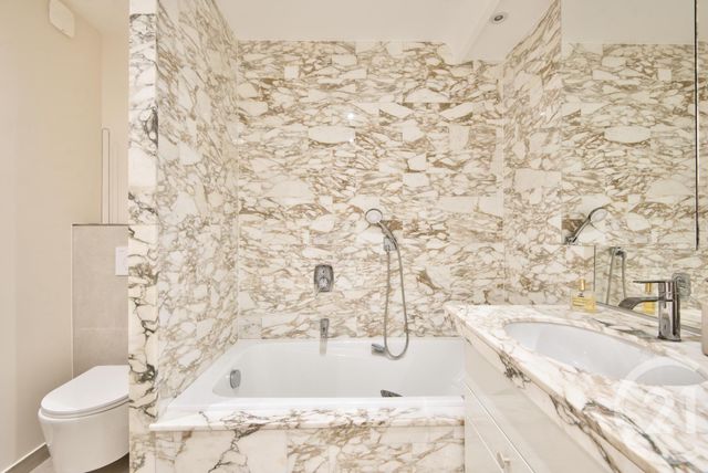 Appartement F4 à vendre - 4 pièces - 104,47 m2 - Nice - 06 - PROVENCE-ALPES-COTE-D-AZUR