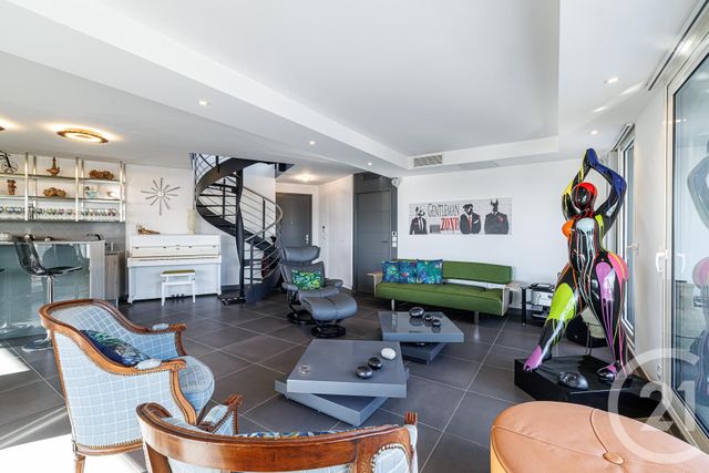 Appartement &agrave; vendre - 3 pi&egrave;ces - 98,30 m2 - Nice - 06 - PROVENCE-ALPES-COTE-D-AZUR