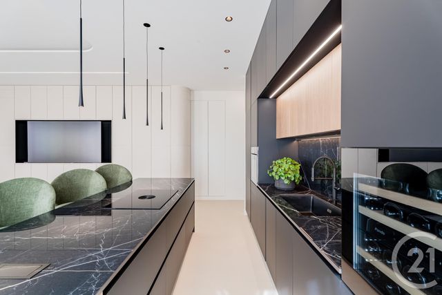 Appartement F4 &agrave; vendre - 4 pi&egrave;ces - 150,34 m2 - Nice - 06 - PROVENCE-ALPES-COTE-D-AZUR