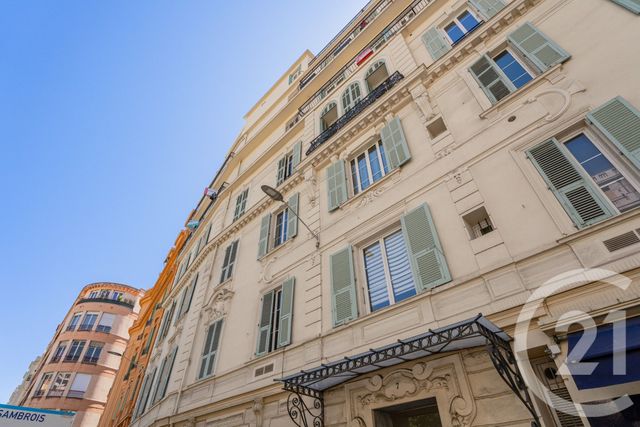 Appartement F4 &agrave; vendre - 4 pi&egrave;ces - 104,60 m2 - Nice - 06 - PROVENCE-ALPES-COTE-D-AZUR
