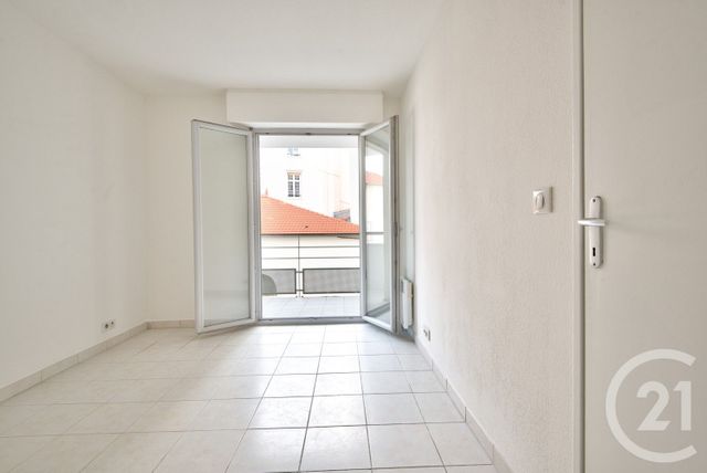 Appartement T4 &agrave; vendre - 4 pi&egrave;ces - 84,70 m2 - Antibes - 06 - PROVENCE-ALPES-COTE-D-AZUR