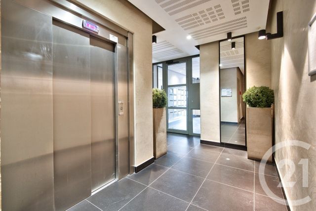 Appartement Studio &agrave; vendre - 1 pi&egrave;ce - 27,75 m2 - Antibes - 06 - PROVENCE-ALPES-COTE-D-AZUR