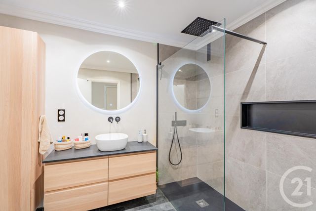 Appartement F4 &agrave; vendre - 4 pi&egrave;ces - 108 m2 - Nice - 06 - PROVENCE-ALPES-COTE-D-AZUR