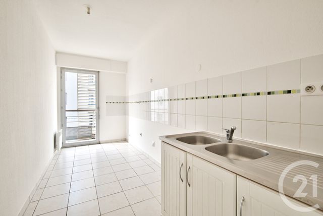 Appartement T3 &agrave; vendre - 3 pi&egrave;ces - 73,17 m2 - Antibes - 06 - PROVENCE-ALPES-COTE-D-AZUR