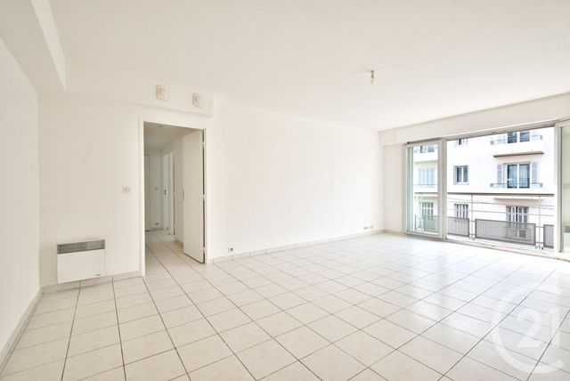 Appartement T3 &agrave; vendre - 3 pi&egrave;ces - 73,17 m2 - Antibes - 06 - PROVENCE-ALPES-COTE-D-AZUR