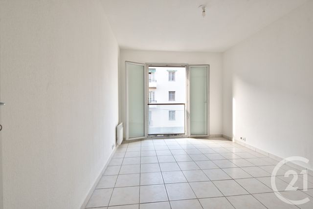 Appartement T3 &agrave; vendre - 3 pi&egrave;ces - 73,17 m2 - Antibes - 06 - PROVENCE-ALPES-COTE-D-AZUR