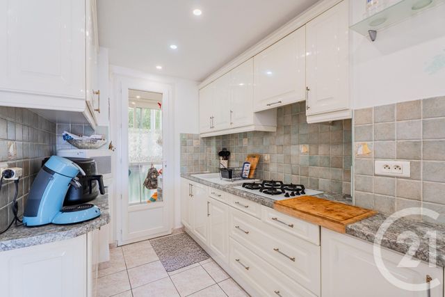 Appartement F4 &agrave; vendre - 4 pi&egrave;ces - 70 m2 - Nice - 06 - PROVENCE-ALPES-COTE-D-AZUR