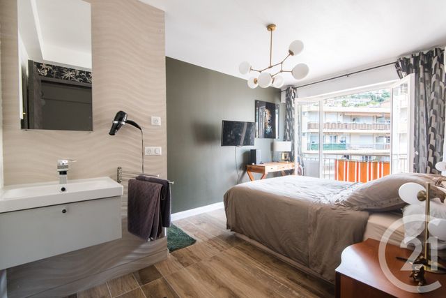 Appartement &agrave; vendre - 6 pi&egrave;ces - 119,41 m2 - Nice - 06 - PROVENCE-ALPES-COTE-D-AZUR