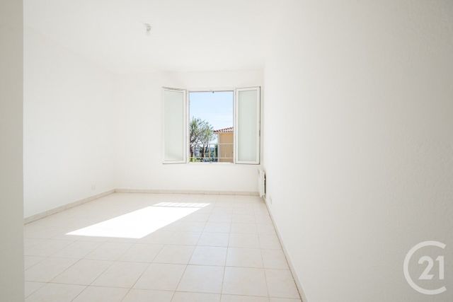 Appartement T3 &agrave; vendre - 3 pi&egrave;ces - 68,65 m2 - Antibes - 06 - PROVENCE-ALPES-COTE-D-AZUR