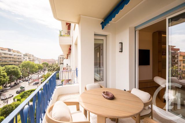 Appartement F4 &agrave; vendre - 4 pi&egrave;ces - 89,10 m2 - Nice - 06 - PROVENCE-ALPES-COTE-D-AZUR