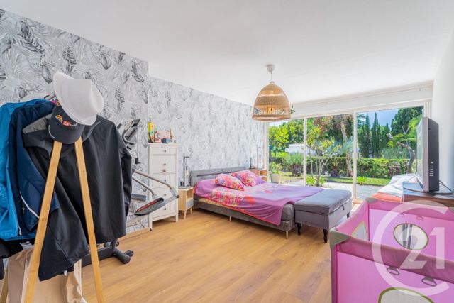 Maison &agrave; vendre - 6 pi&egrave;ces - 185,88 m2 - Biot - 06 - PROVENCE-ALPES-COTE-D-AZUR