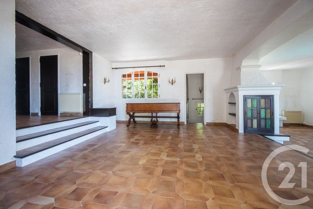 Maison &agrave; vendre - 6 pi&egrave;ces - 220 m2 - Theoule Sur Mer - 06 - PROVENCE-ALPES-COTE-D-AZUR