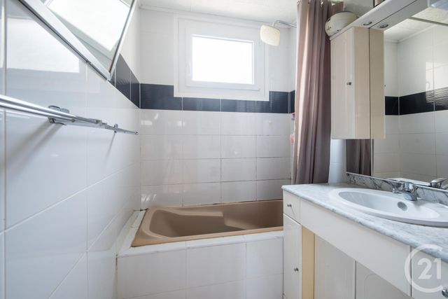 Appartement F3 &agrave; vendre - 3 pi&egrave;ces - 64,42 m2 - Nice - 06 - PROVENCE-ALPES-COTE-D-AZUR