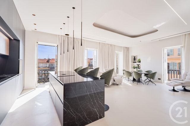 Appartement F4 &agrave; vendre - 4 pi&egrave;ces - 150,34 m2 - Nice - 06 - PROVENCE-ALPES-COTE-D-AZUR