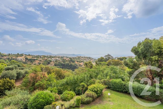 Appartement F3 &agrave; vendre - 3 pi&egrave;ces - 70,15 m2 - Nice - 06 - PROVENCE-ALPES-COTE-D-AZUR