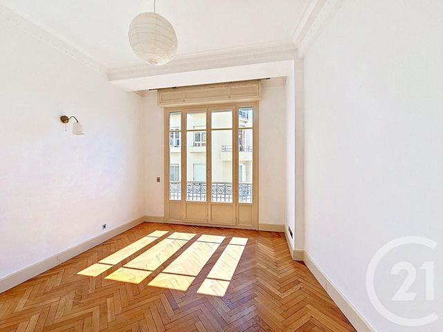 Appartement F4 &agrave; vendre - 4 pi&egrave;ces - 120,12 m2 - Nice - 06 - PROVENCE-ALPES-COTE-D-AZUR