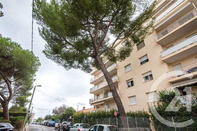 Appartement T2 &agrave; vendre - 2 pi&egrave;ces - 38,73 m2 - Le Cannet - 06 - PROVENCE-ALPES-COTE-D-AZUR