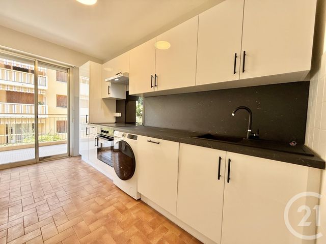 Appartement F4 &agrave; vendre - 4 pi&egrave;ces - 88,86 m2 - Nice - 06 - PROVENCE-ALPES-COTE-D-AZUR