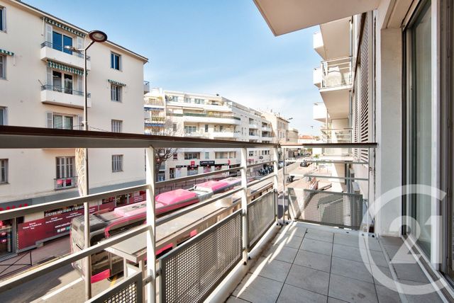 Appartement T3 &agrave; vendre - 3 pi&egrave;ces - 68,34 m2 - Antibes - 06 - PROVENCE-ALPES-COTE-D-AZUR
