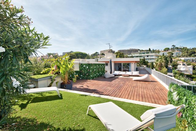 Appartement F4 à vendre - 4 pièces - 150,05 m2 - Nice - 06 - PROVENCE-ALPES-COTE-D-AZUR