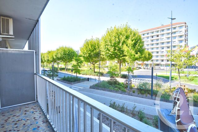 Appartement &agrave; vendre - 5 pi&egrave;ces - 91,50 m2 - Romans Sur Isere - 26 - RHONE-ALPES