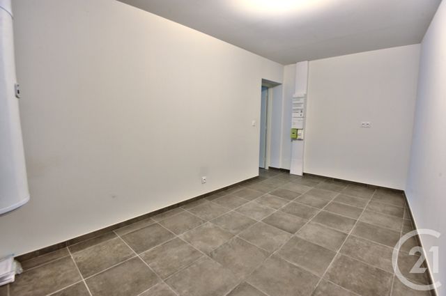 Appartement F4 à louer - 4 pièces - 116 m2 - Genissieux - 26 - RHONE-ALPES