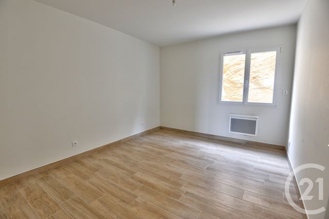 Appartement F4 à louer - 4 pièces - 116 m2 - Genissieux - 26 - RHONE-ALPES