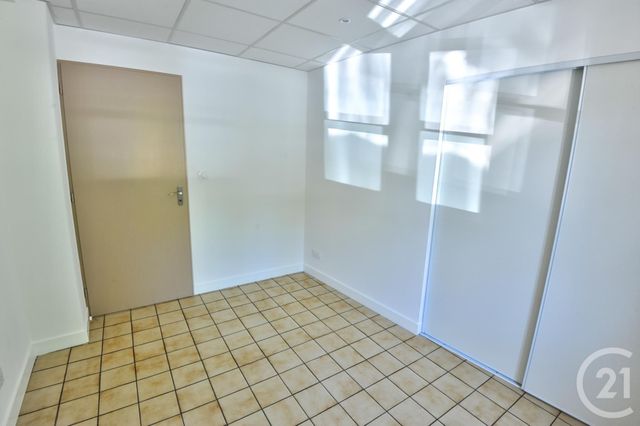 Appartement &agrave; louer - 3 pi&egrave;ces - 79 m2 - Peyrins - 26 - RHONE-ALPES